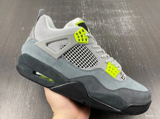 CT5342-007 4  Retro  SE 95 Jordan Neon 0717